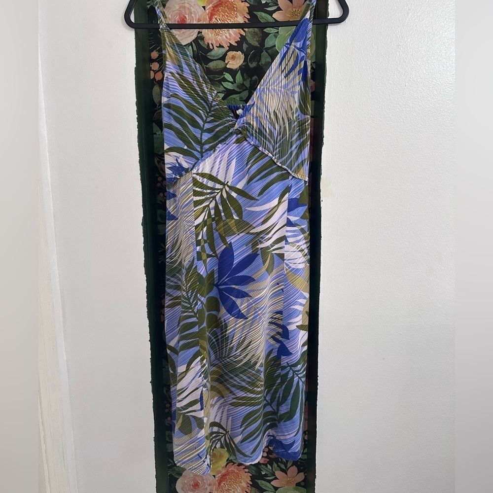 Tiki Palm Midi Dress